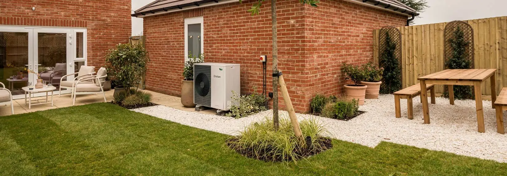 slider Spring hill exterior banner 6